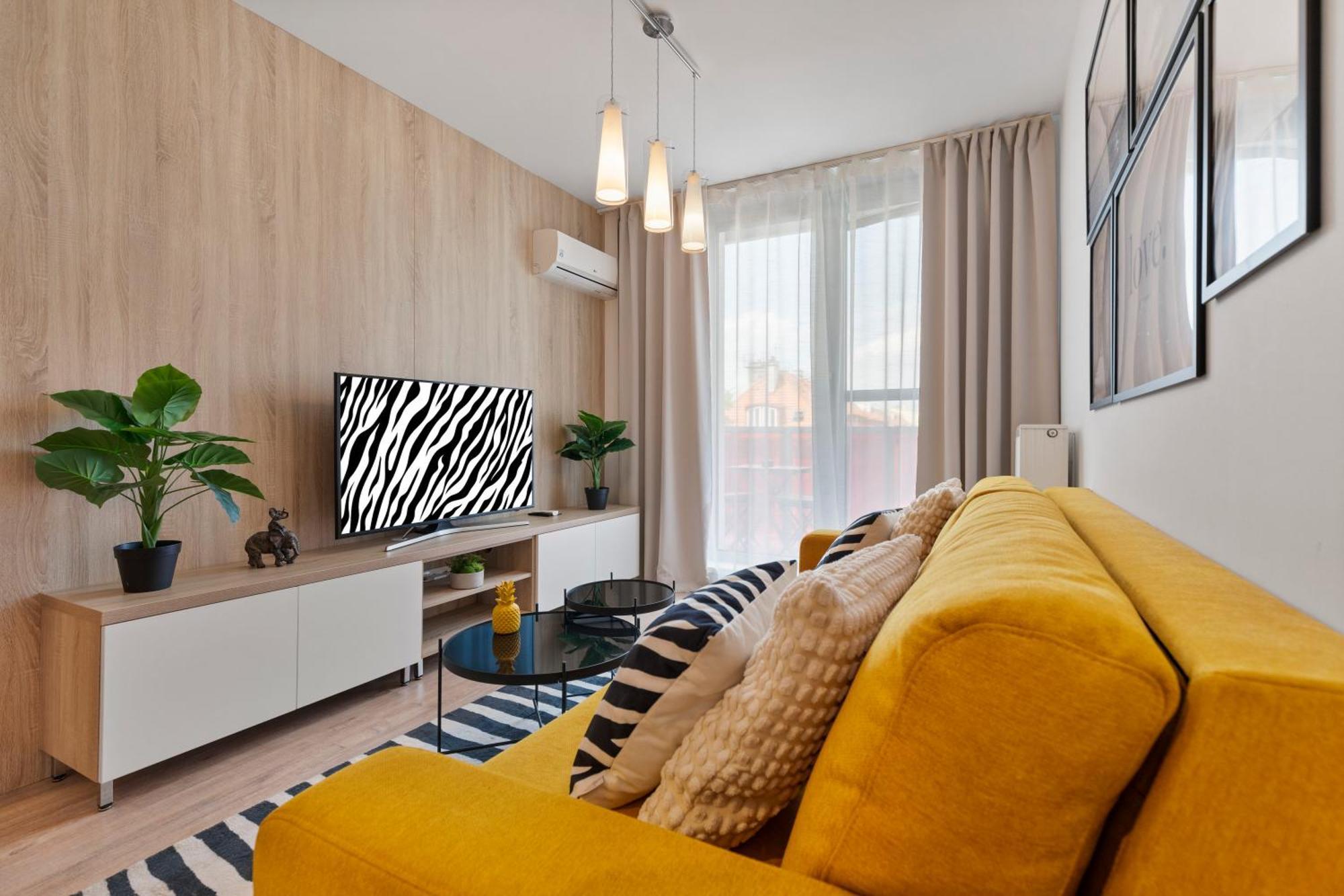 Lam Safari - Balcony - Ac - Free Parking Bratislava Exterior foto